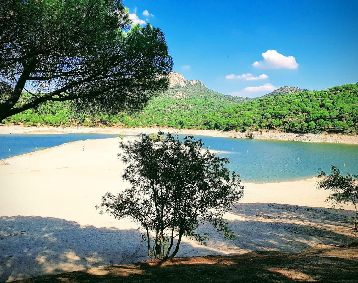 Retiro Chic Frente Al Lago - A 1 Hora De Madrid, Pantano De San Juan San Martín de Valdeiglesias Zewnętrze zdjęcie
