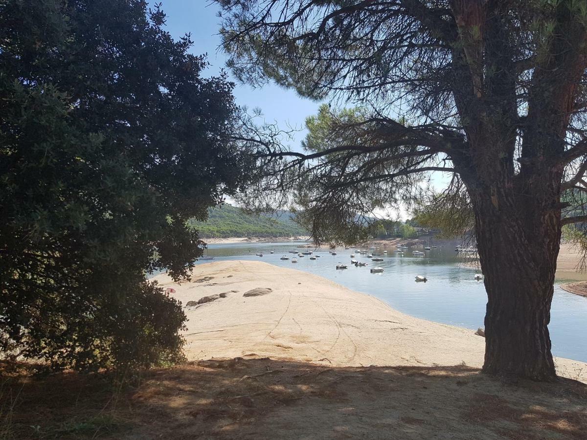 Retiro Chic Frente Al Lago - A 1 Hora De Madrid, Pantano De San Juan San Martín de Valdeiglesias Zewnętrze zdjęcie